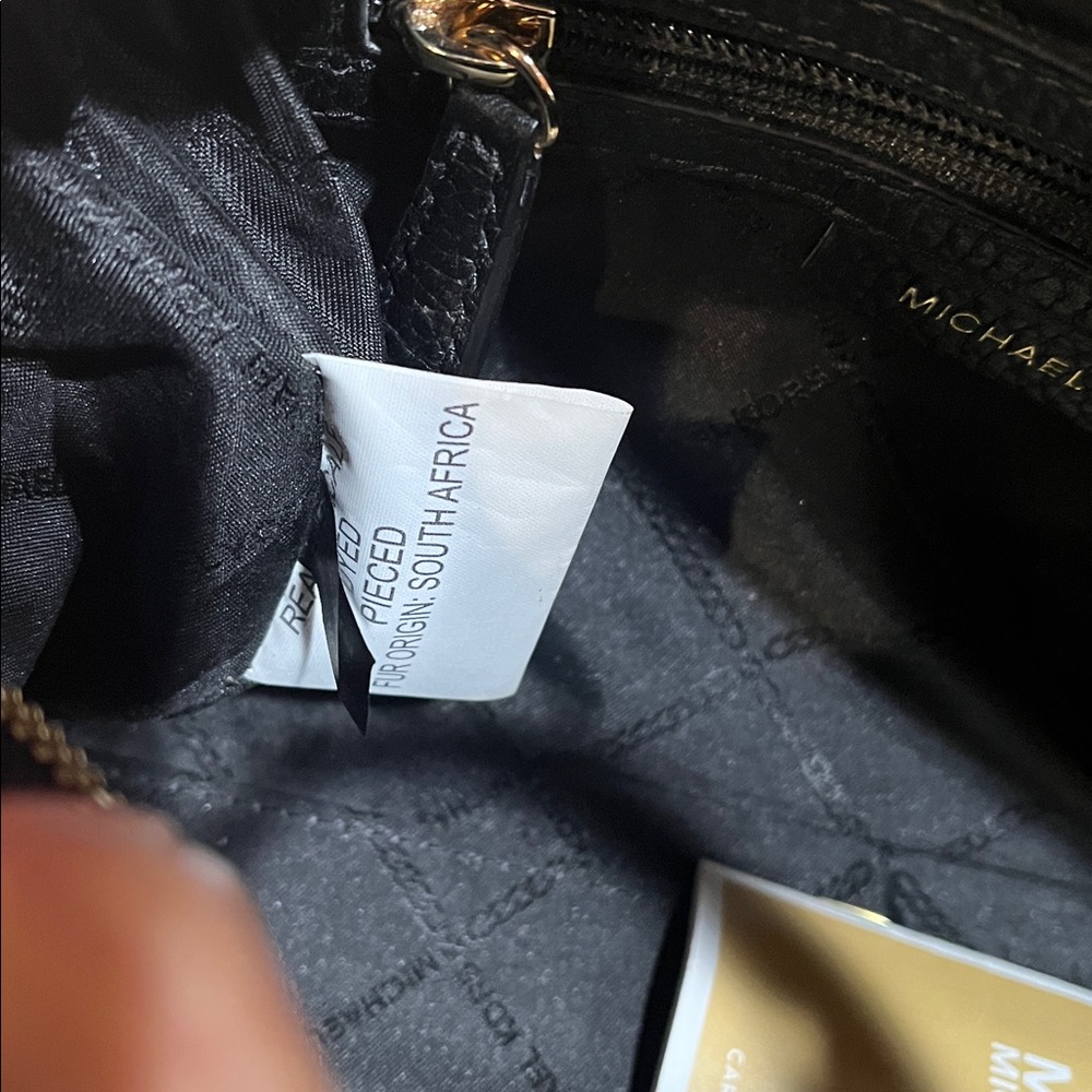 Michael Kors EUC Stanton Medium East West Leather Barrel Messenger Black Multi - Picture 11 of 12